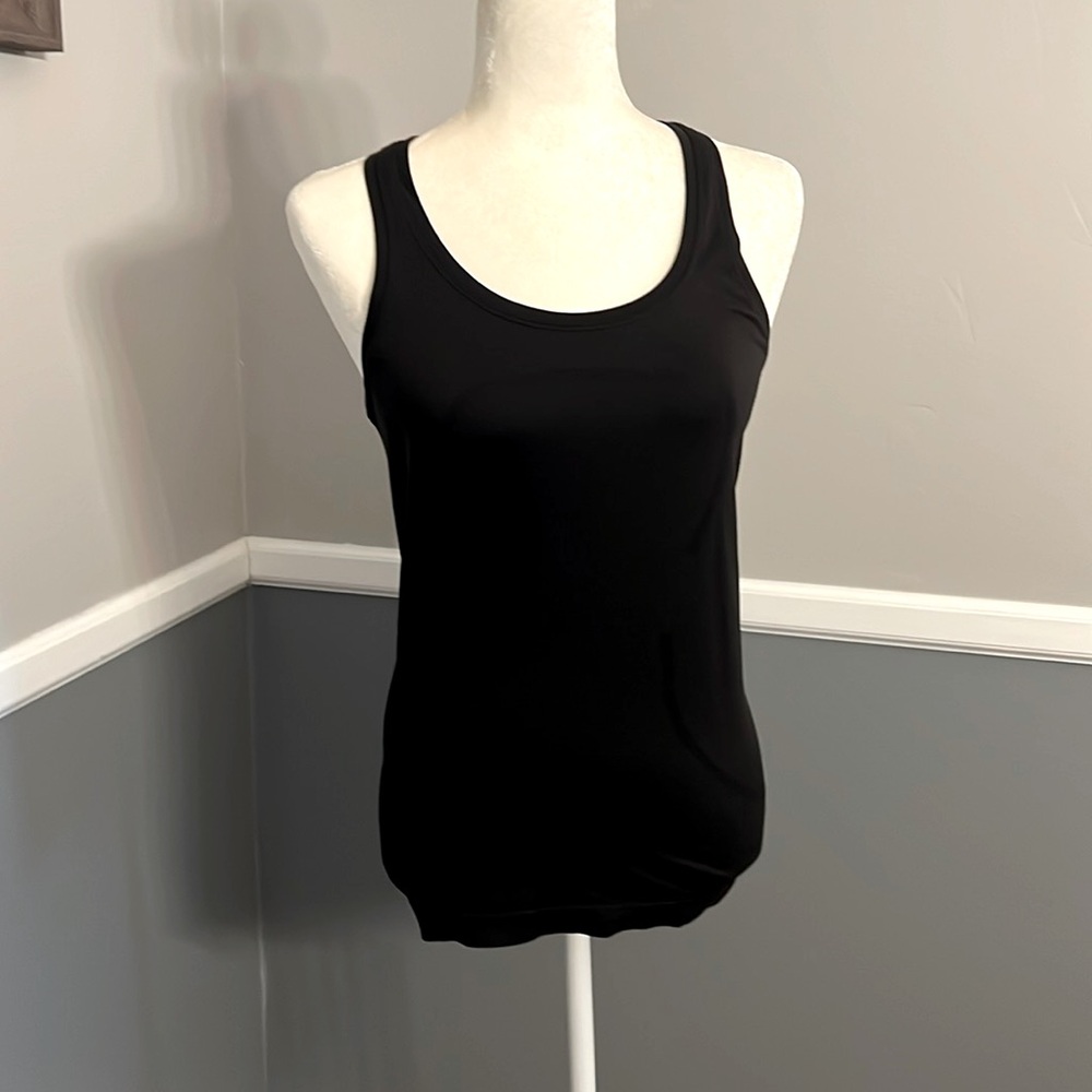 Swiftly Tech Racerback Tank Top - black